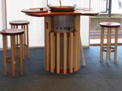Bistrotisch mit integrierter Herdplatte